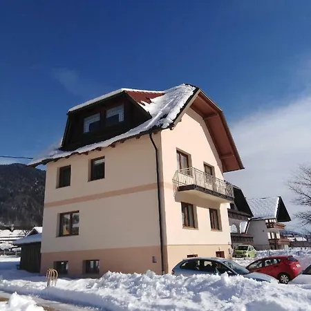 Apartma Viktorija Appartement