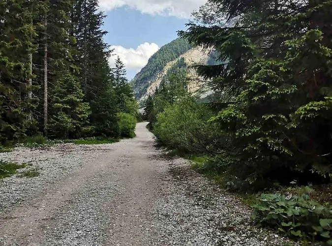 Apartma Viktorija Apartment